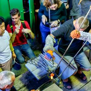 Робота на 10 Міднародному симпозіумі гутного скла