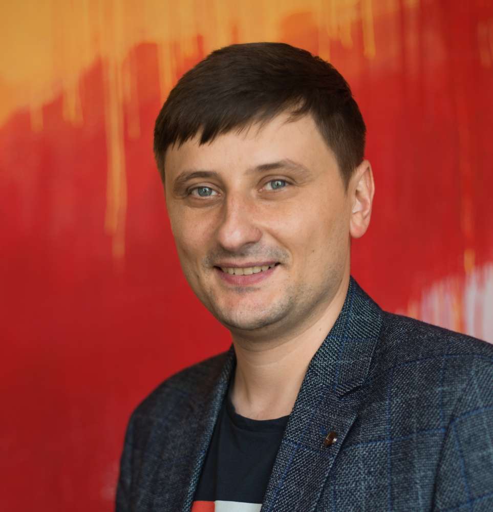 Тарас Лесів